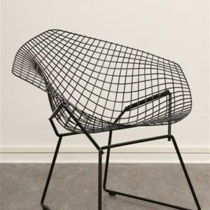 Wire chair