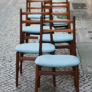 Set of 6 dining chairs
