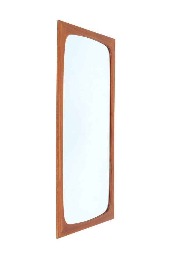 Voll restaurierter Mid Century Teak-Spiegel / Danish Modern Design / 60er-Jahre