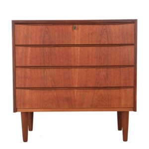 Fully restored Mid-Century Teak Dresser with 4 Drawers / Danish Modern Design / 1960s