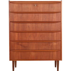Big Mid-Century Teak Chest of Drawers / 1960s / Tallboy Dresser / Danish Modern Design